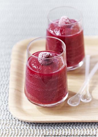 Smoothies betterave, poire et framboise