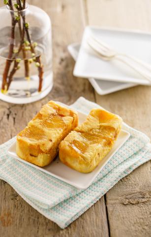 Cake aux pommes caramélisées