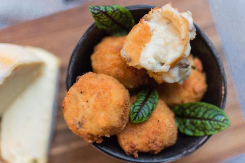 Croquette au fromage de Chimay et effiloché de bœuf 